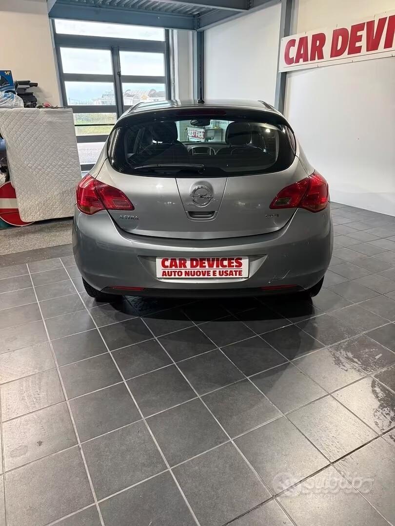 Opel Astra 1.7 CDTI - UNICO PROPRIETARIO- ROTTAMAZIONE GRATUITA