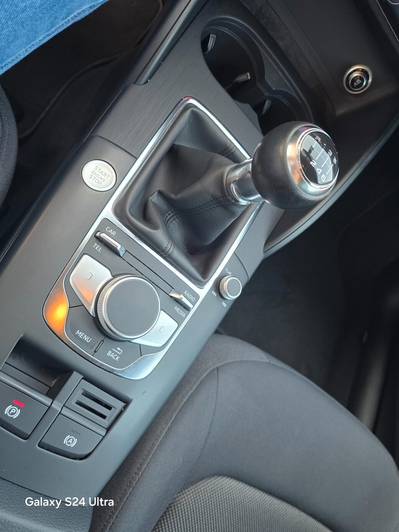 Audi A3 SPB 30 TDI Business Advanced