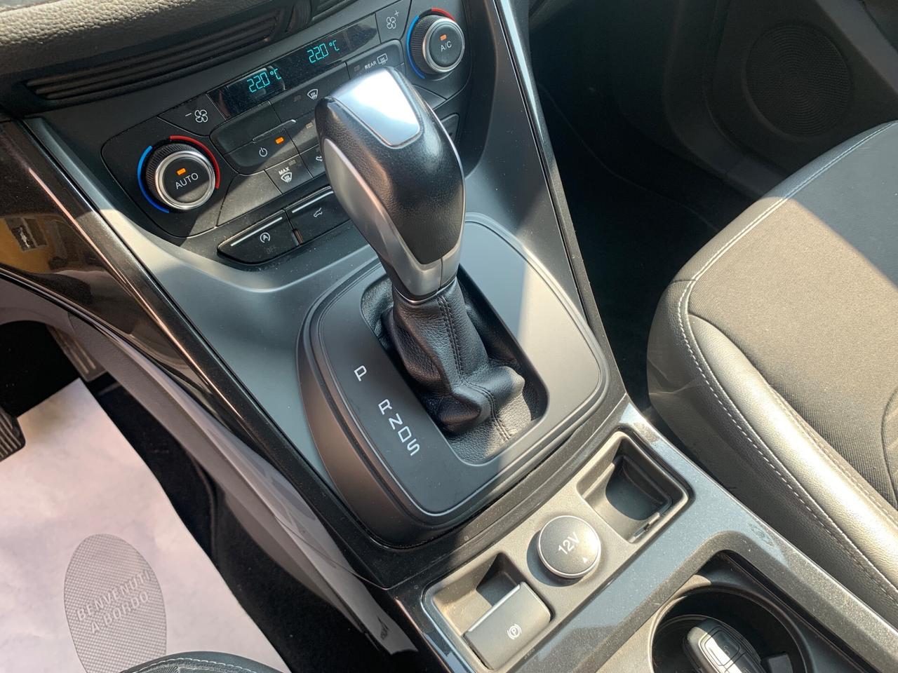 Ford Kuga 1.5 TDCI Powershift