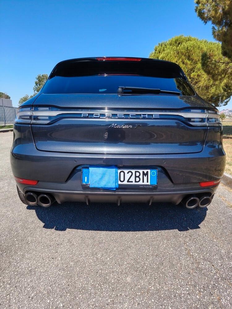 Porsche Macan 2.0 no super bollo come nuova.