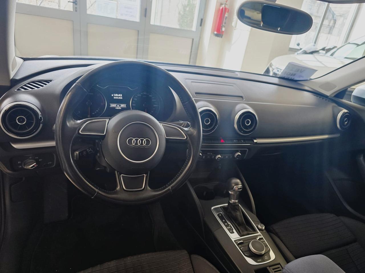 Audi A3 SPB 1.6 TDI S tronic 15'