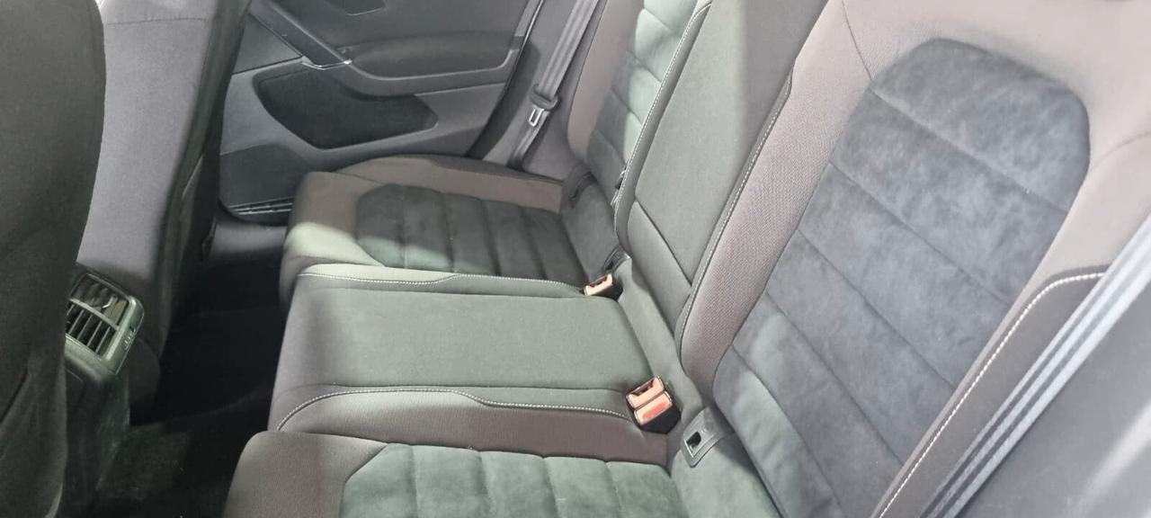 Volkswagen Golf 1.6 TDI 5p. 4MOTION Highline BlueMotion Technology