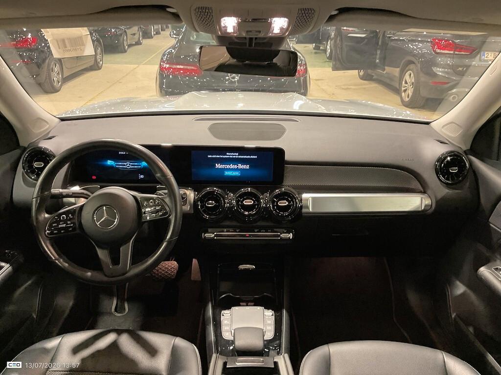 MERCEDES-BENZ GLB 180D 115CV AUTOMATIC BUSINESS SOLUTION ( FARI LED - TETTO APRIBILE - CRUISE - NAVI PREMIUM - PARK ASSIST )
