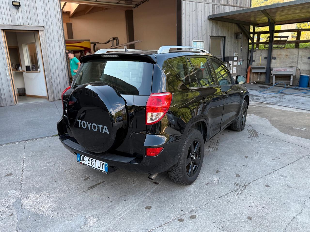 Toyota RAV 4 RAV4 2.2 D-4D 136 CV DPF Luxury