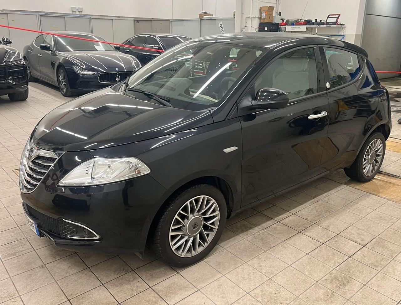 Lancia Ypsilon 1.2 GPL 69cv *NEOPATENTATI*