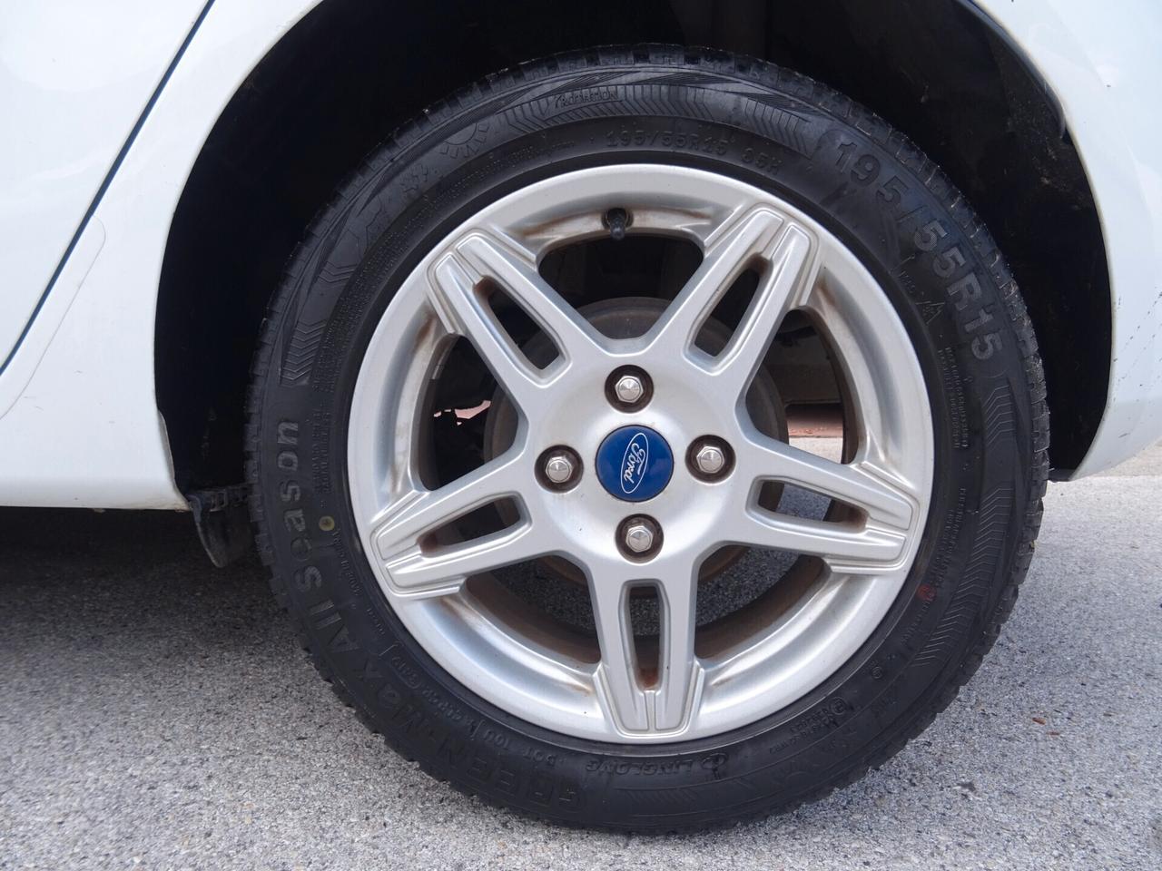 Ford Fiesta 1.4 5p. Bz.- GPL Titanium
