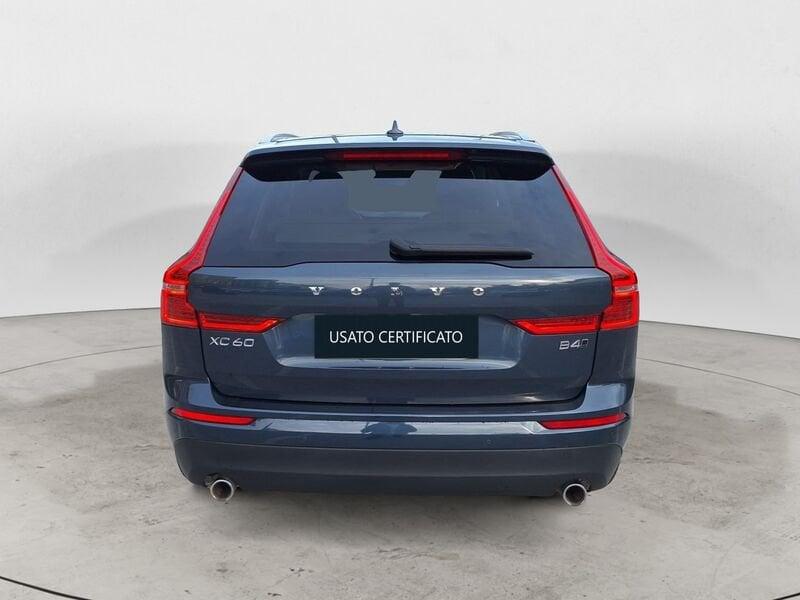 Volvo XC60 B4 197+14 CV AWD Mild Hybrid Diesel Automatica Momentum Pro
