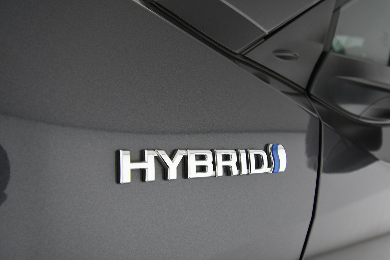 TOYOTA C-HR 1.8h Trend e-cvt NEOPATENTATI+CAMERA+ACC