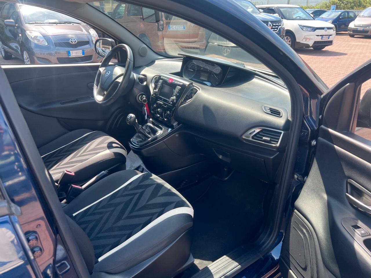 Lancia Ypsilon 1.3 MJT 16V 95 CV 5 porte S&S Mya