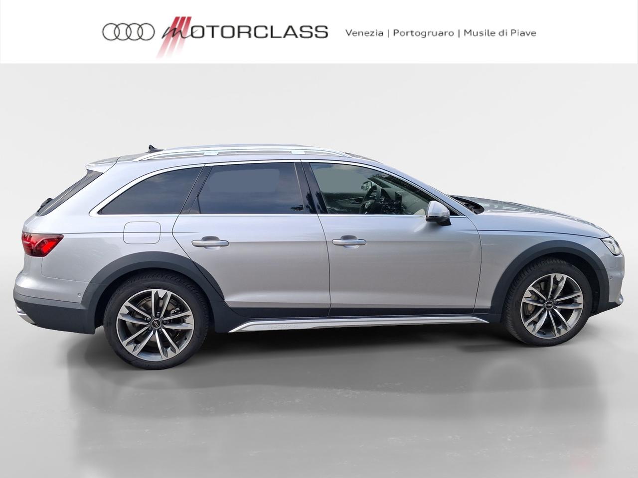 Audi A4 allroad allroad 40 2.0 tdi mhev 204cv identity contrast quattro s tronic