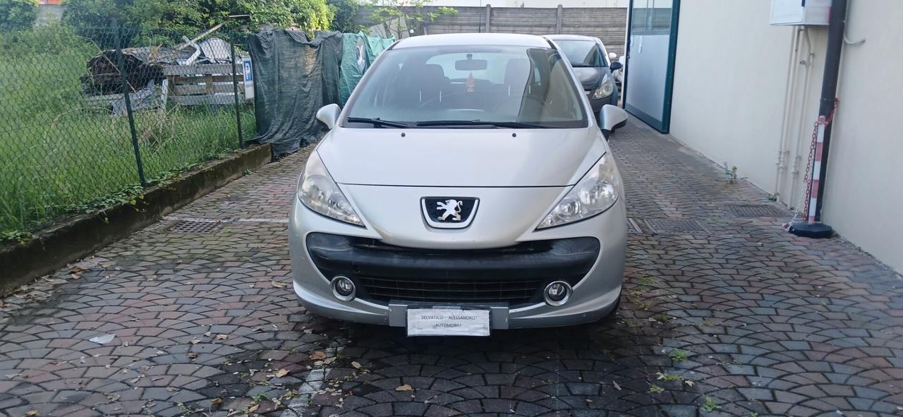 Peugeot 207 1.6 HDi neopatentati