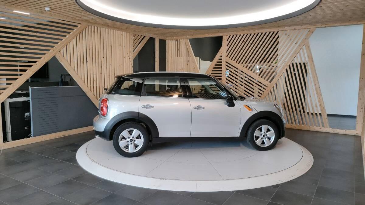 Mini Countryman 2.0 Cooper D Business auto E6