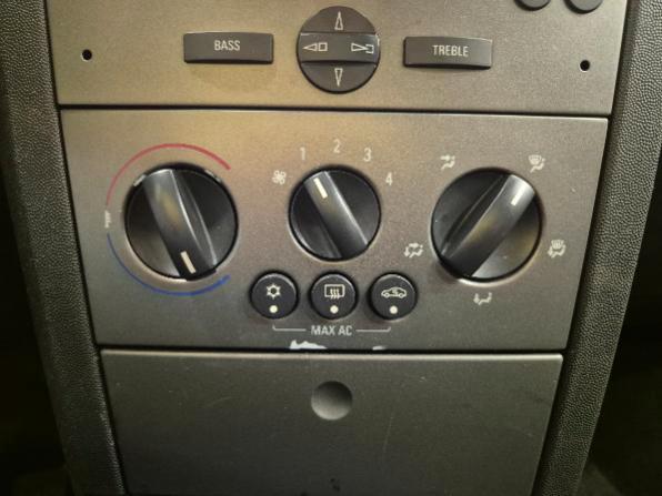 Opel Meriva 1.4 16v Club - NEOPATENTATI - Clima - Radio CD