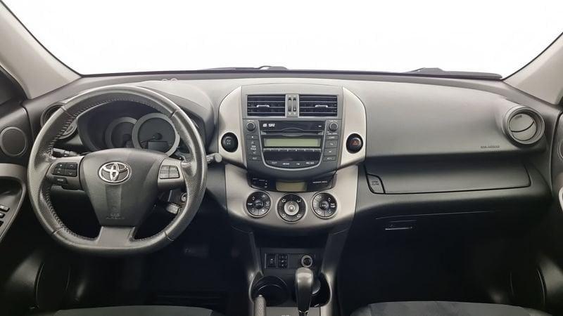 Toyota RAV4 RAV4 2.2 D-CAT A/T 4WD Lounge