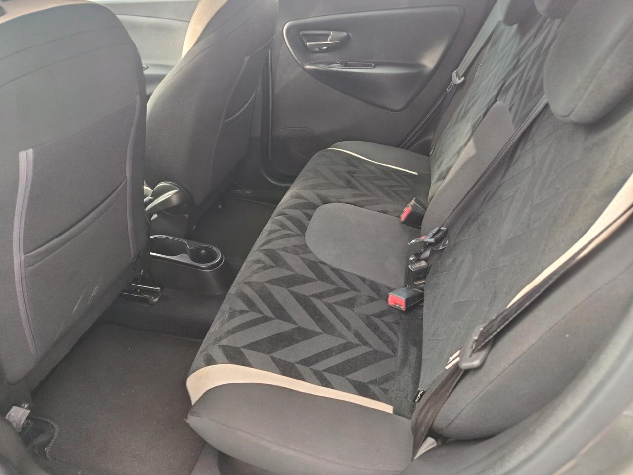 Lancia Ypsilon 1.2 69 CV 5 porte GPL Ecochic Gold