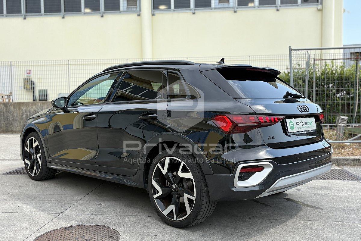 AUDI A3 allstreet 35 TFSI S tronic Identity Contrast