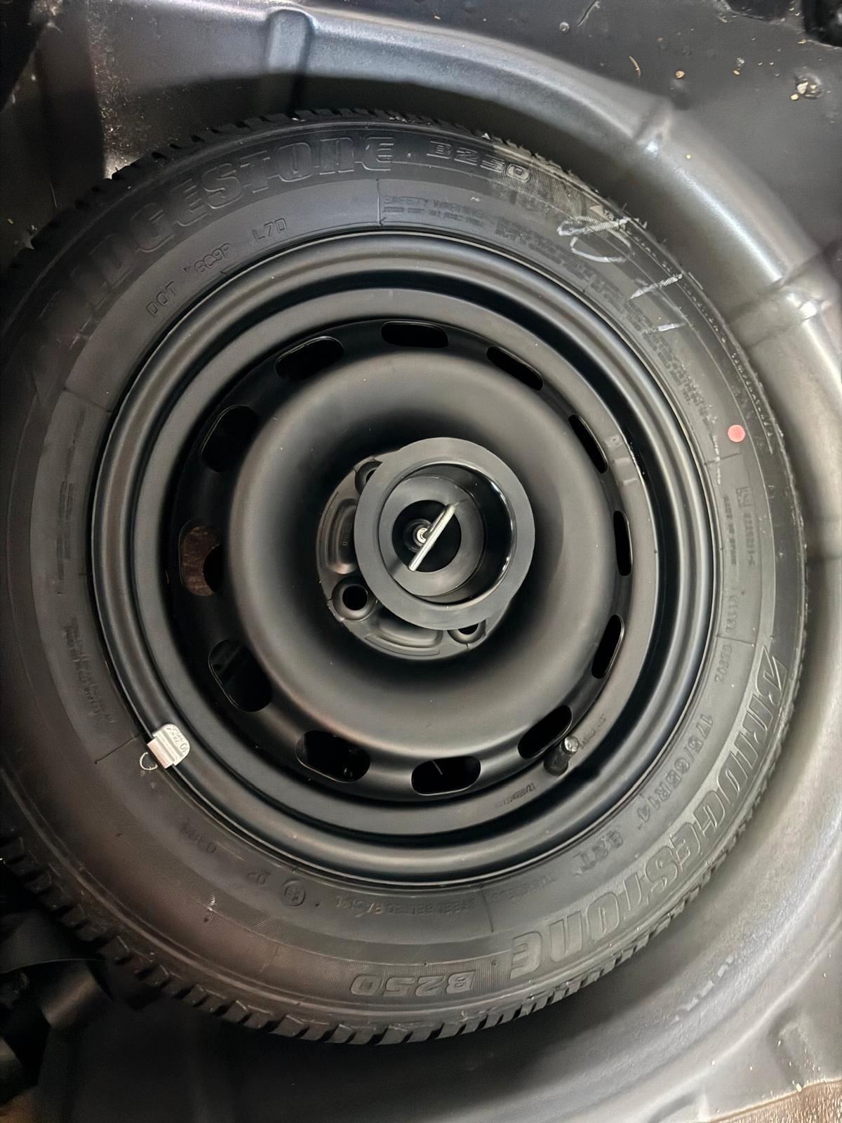 Ford Fiesta Titanium benzina Neopatentati