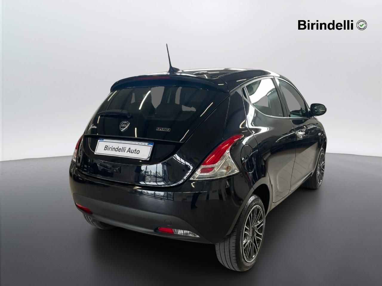 LANCIA Ypsilon 3ª serie - Ypsilon 1.0 FireFly 5 porte S&S Hybrid Silver