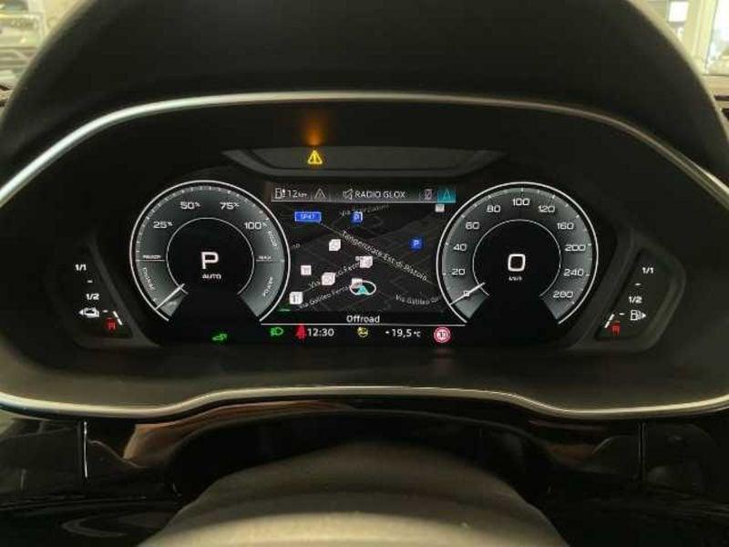 Audi Q3 II 2018 45 1.4 tfsi e Identity Black s-tronic