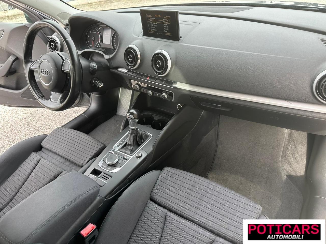 Audi A3 Sedan 1.6 TDI clean diesel S tronic Attraction