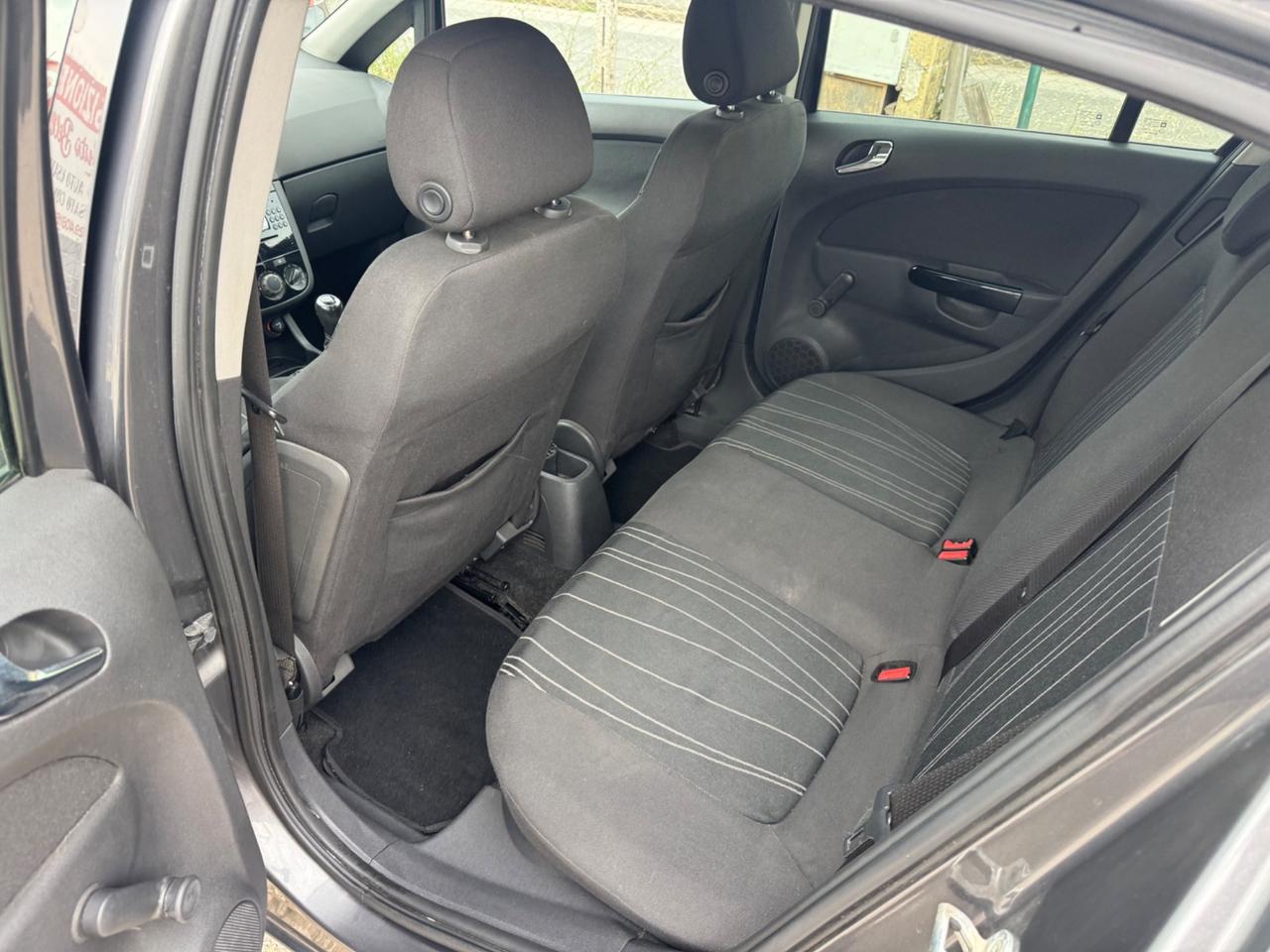 Opel Corsa 1.2 80CV 5 porte GPL-TECH Edition