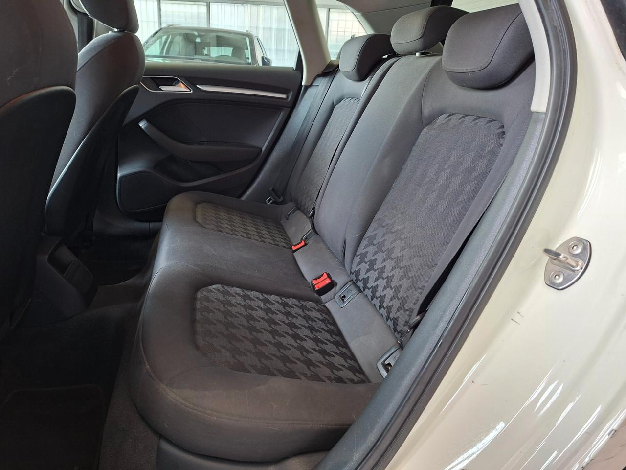 Audi A3 SPB 1.4 TFSI S tronic g-tron Attraction