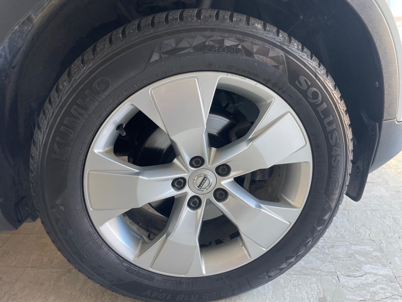Volvo XC40 D3 Momentum “MANIACALE”