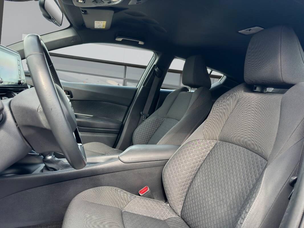 Toyota C-HR 1.8h Business AUTOMATICA e CarPlay