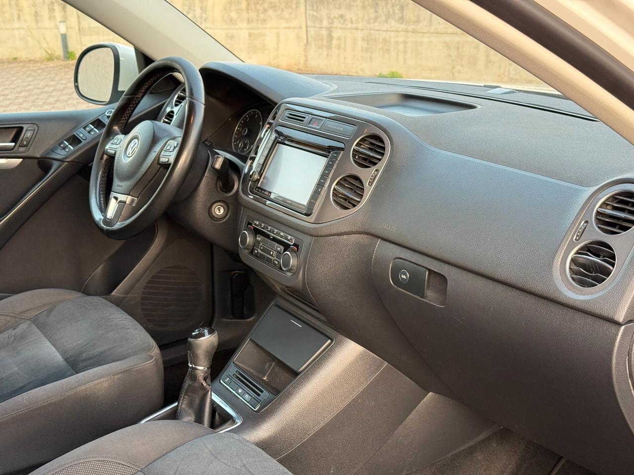 Volkswagen Tiguan 2.0 TDI 140 CV 4MOTION Sport & Style