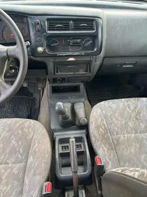 Mitsubishi L200 2.5 TDI 4WD Club Cab Pick-up GLS