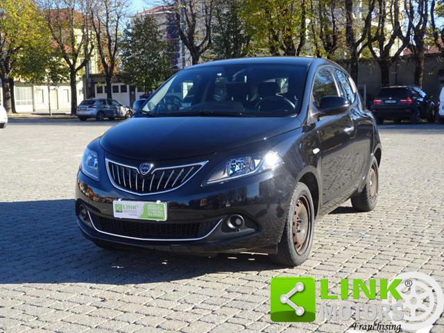 LANCIA Ypsilon 1.0 FireFly 5 porte S&S Hybrid Gold NEOPATENTATI