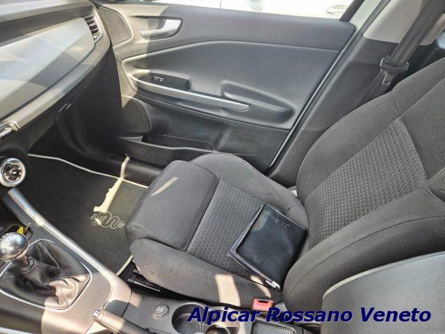 ALFA ROMEO Giulietta 1.4 Turbo 120 CV GPL Distinctive