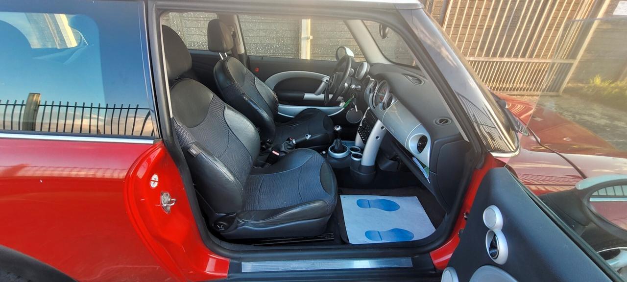 Mini Mini 1.6 16V Cooper