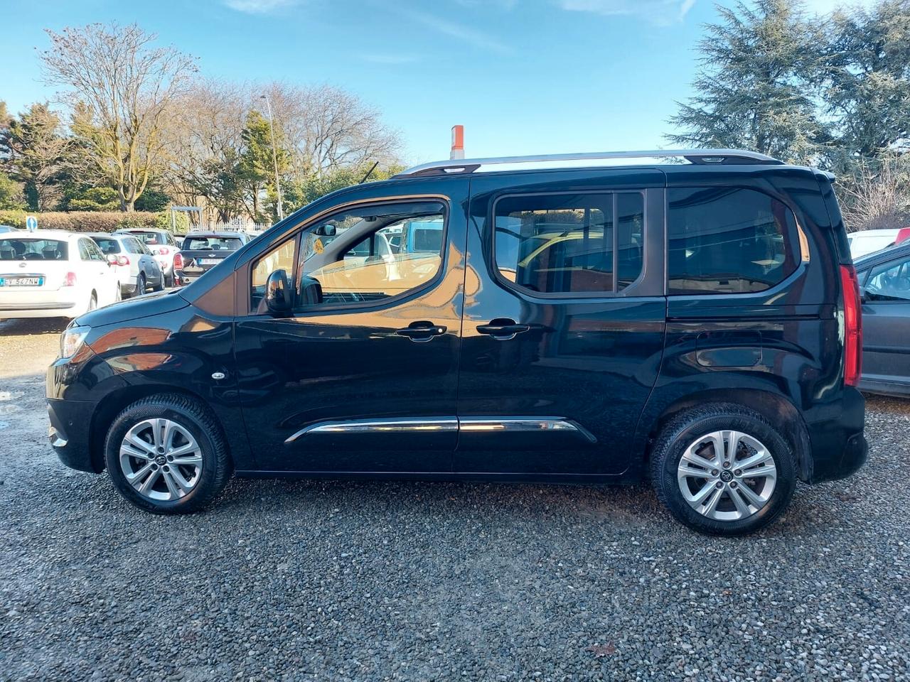 Toyota Proace Verso 1.5D 130 CV S&S L1 Luxury STUPENDA