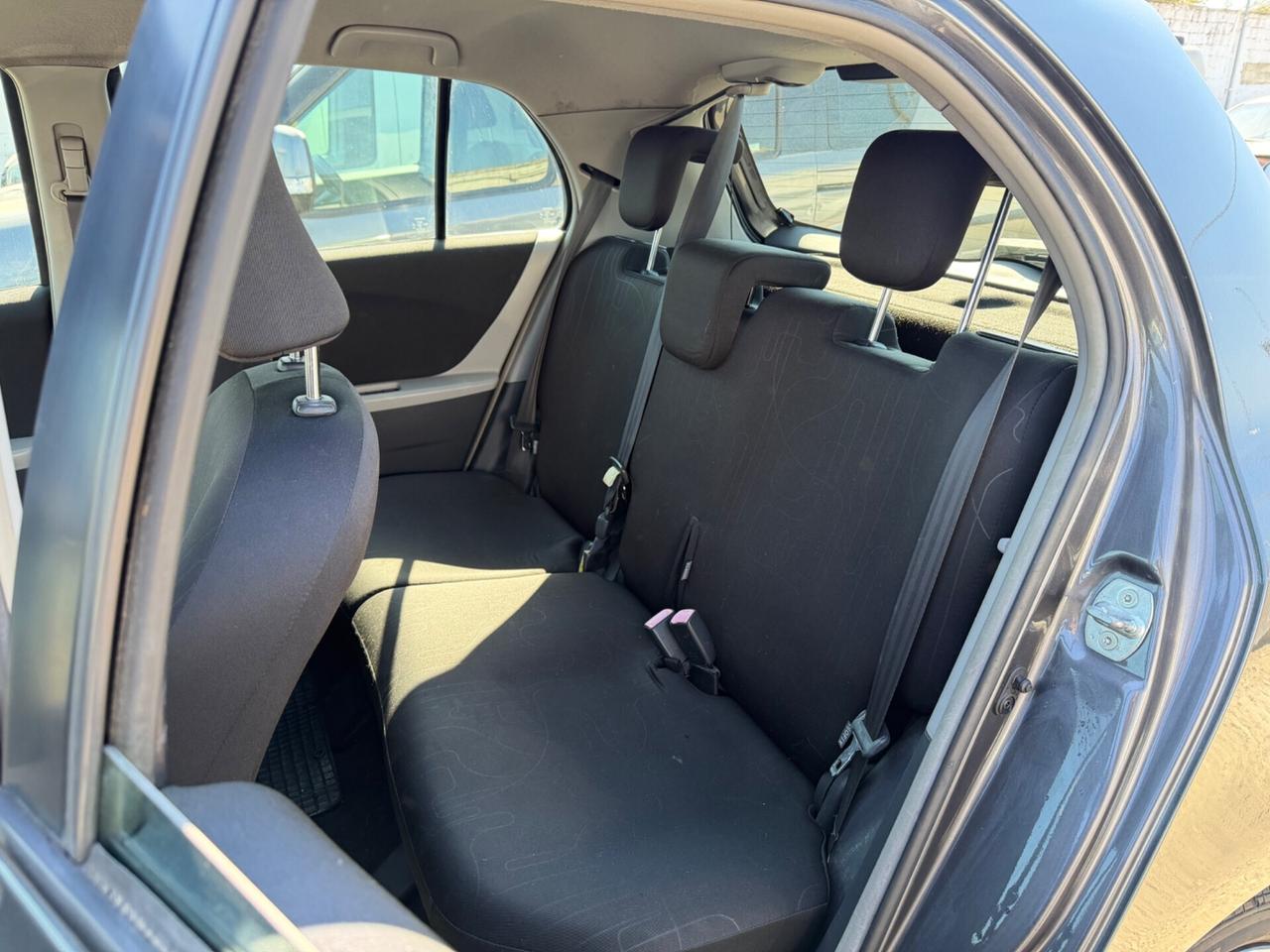 Toyota Yaris 1.0 5 porte Sol