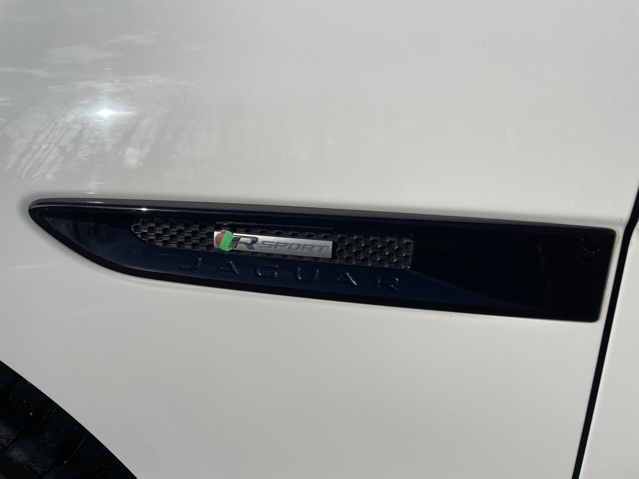 Jaguar F-Pace 2.0 D 240 CV AWD aut. R-Sport