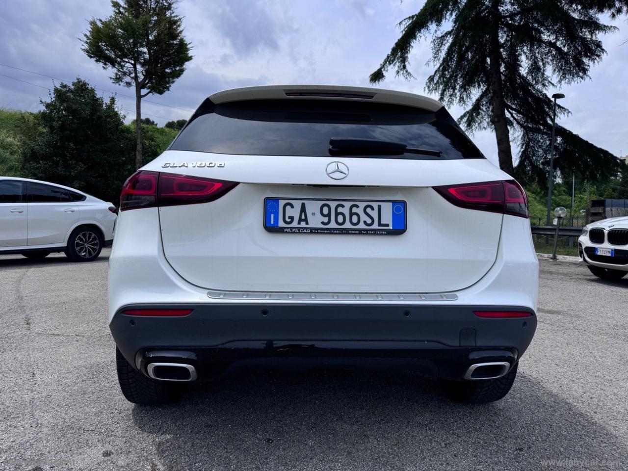 MERCEDES-BENZ GLA 180 d Automatic Sport Plus