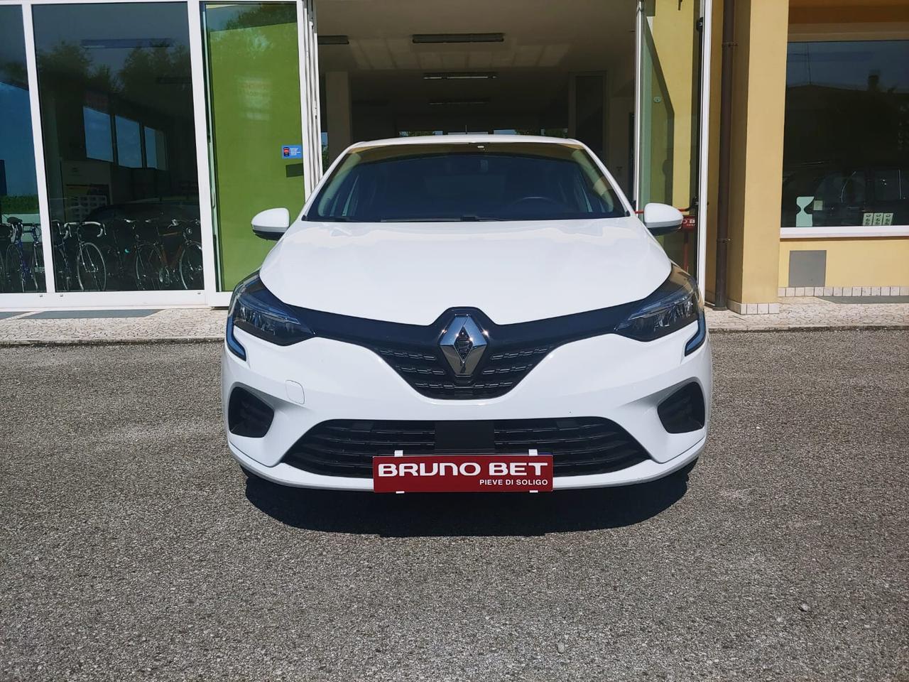 RENAULT Clio TCe 90 CV 5 porte -NAVI-NEOP-FARI LED