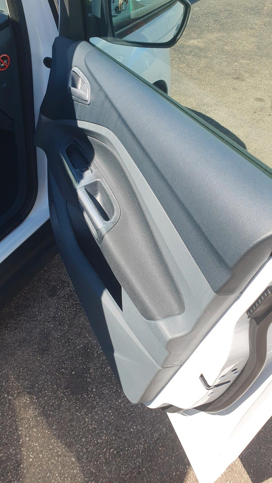 Ford C-Max 1.5 tdci titanium