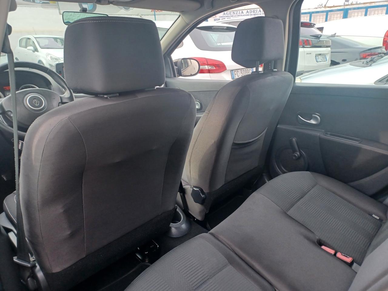 Renault Clio 1.2 5 porte 20th Anniversario