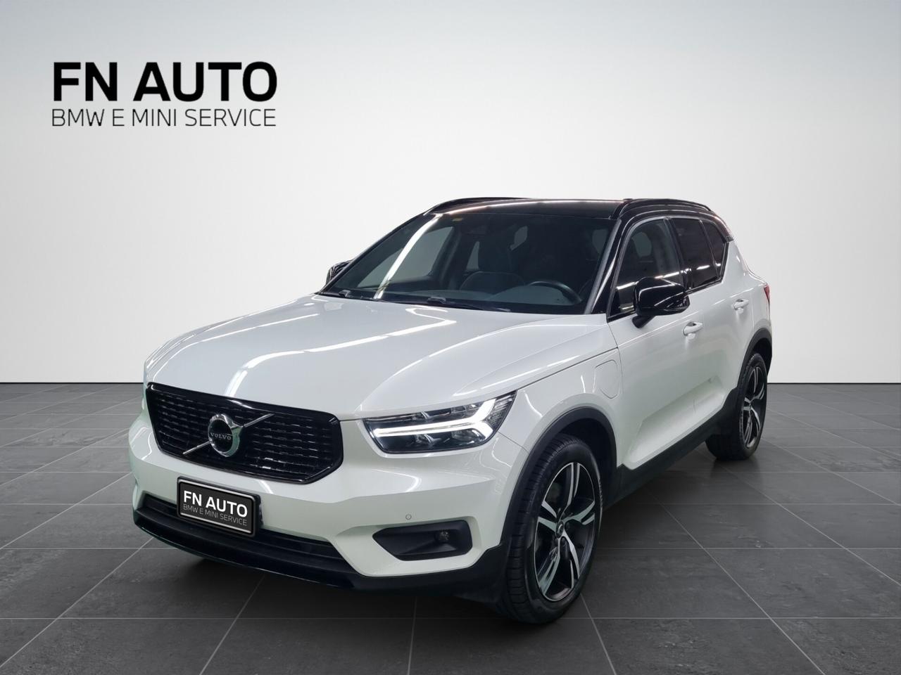 Volvo XC40 T4 Recharge Plug-in Hybrid R-design