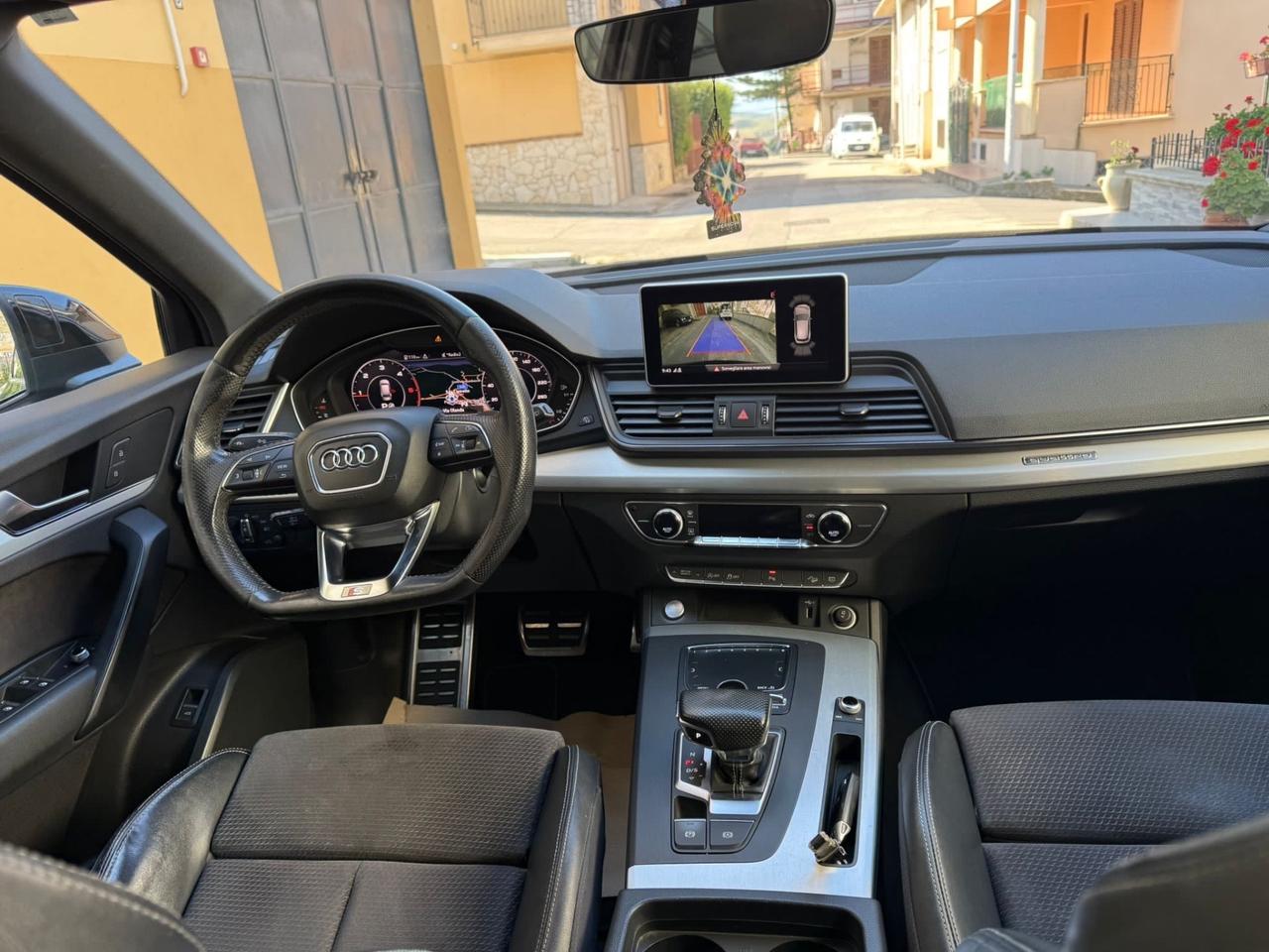 Audi Q5 40 TDI quattro S tronic line plus