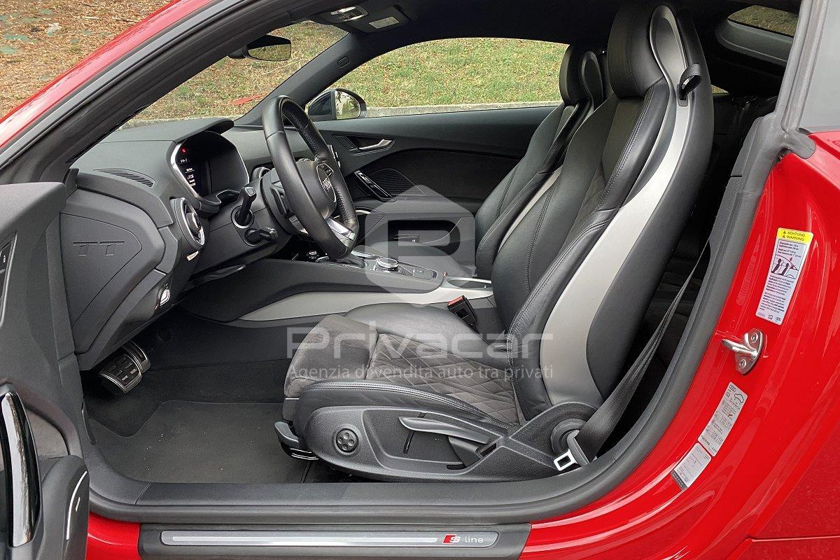 AUDI TT Coupé 2.0 TFSI quattro S tronic S line
