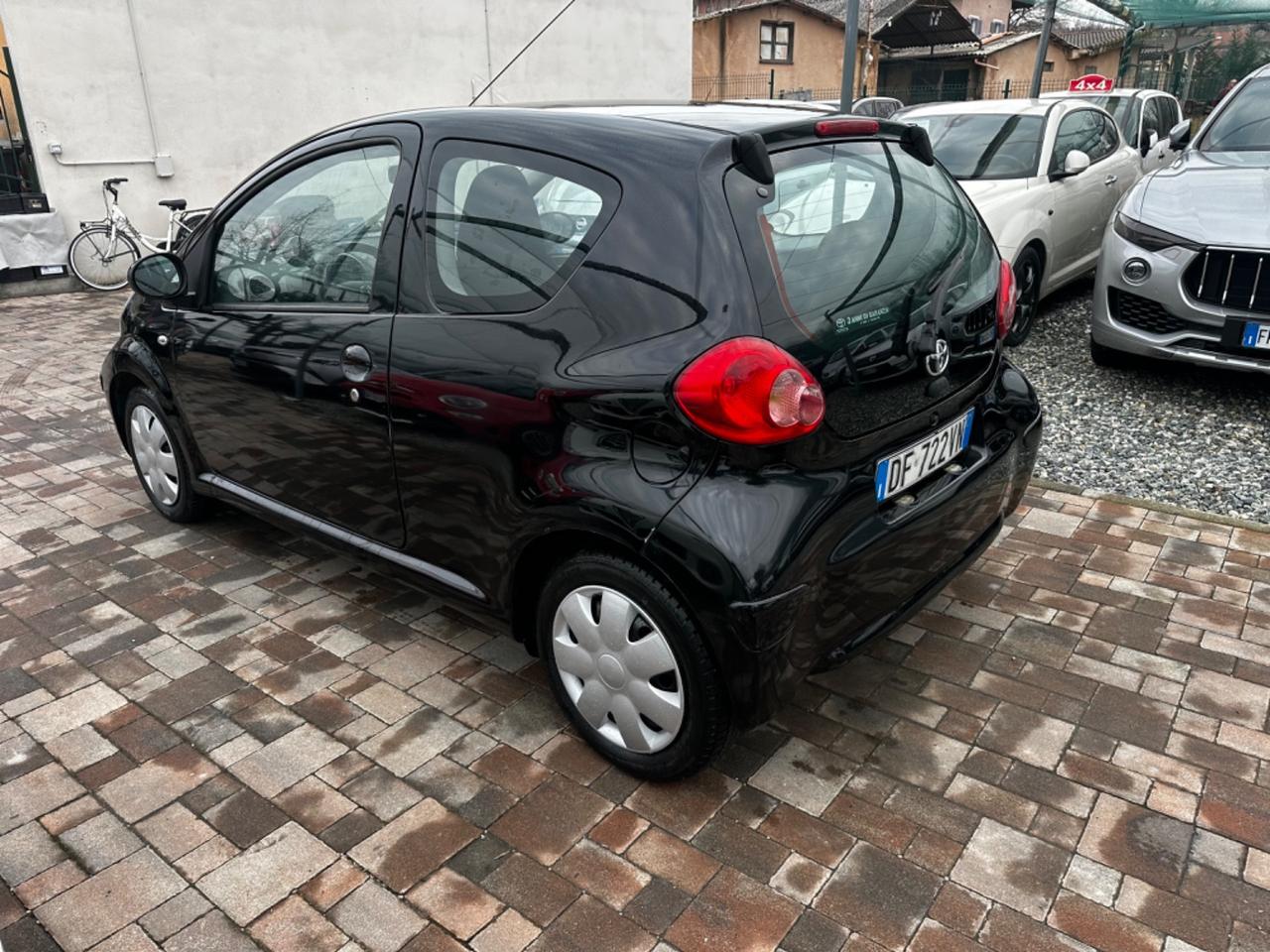 Toyota Aygo 1.0 12V VVT-i 3 porte Sol