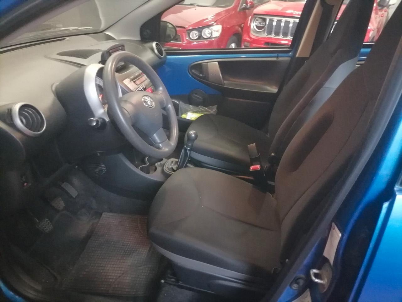 Toyota Aygo 1.0 12V VVT-i 5 porte Cool Soda Connect