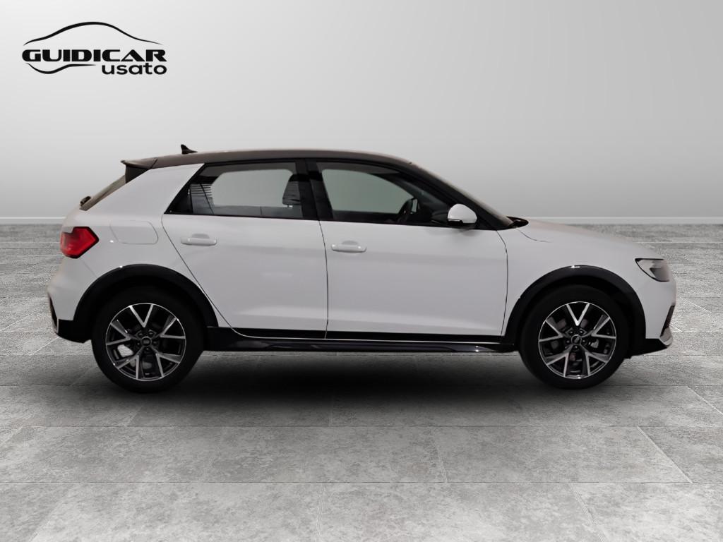 AUDI A1 II 2022 allstreet - A1 allstreet 30 1.0 tfsi Admired 110c