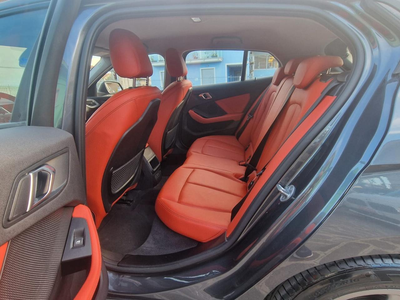 Bmw 116d 5p. Advantage NEOPATENTATI OK