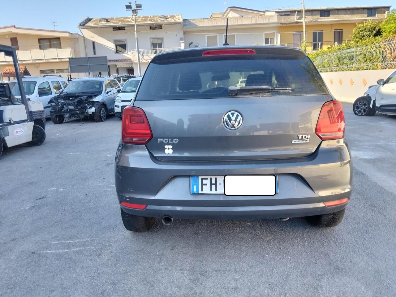 VW Polo 1.4 TDI 90cv DSG 2017 SINISTRATA