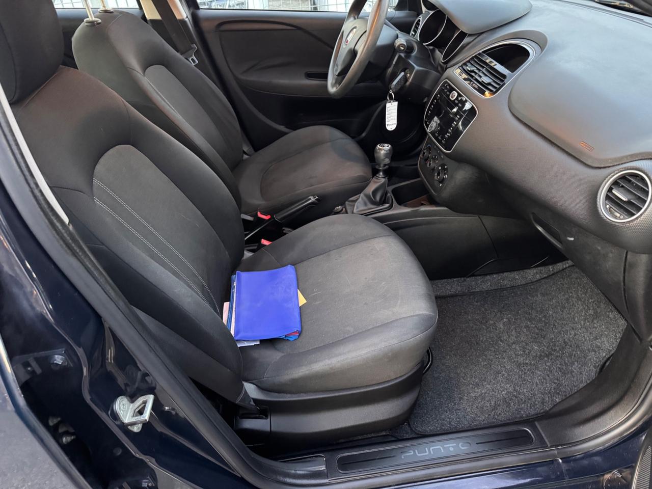 Fiat Punto 1.2 benzina 5P neopaten garanzia 12 mesi