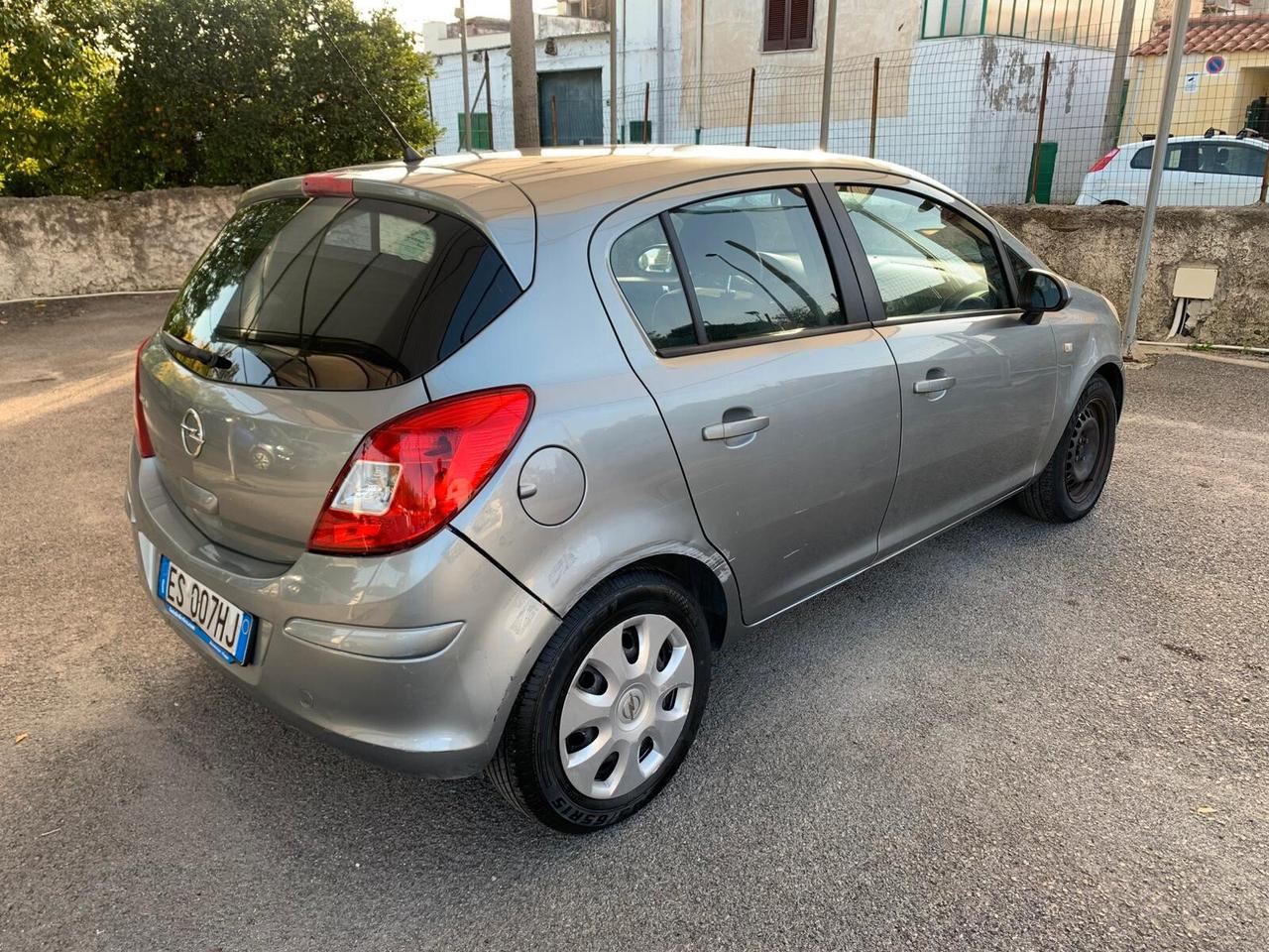 Opel Corsa 1.2 Gpl 85cv 5 porte Edition